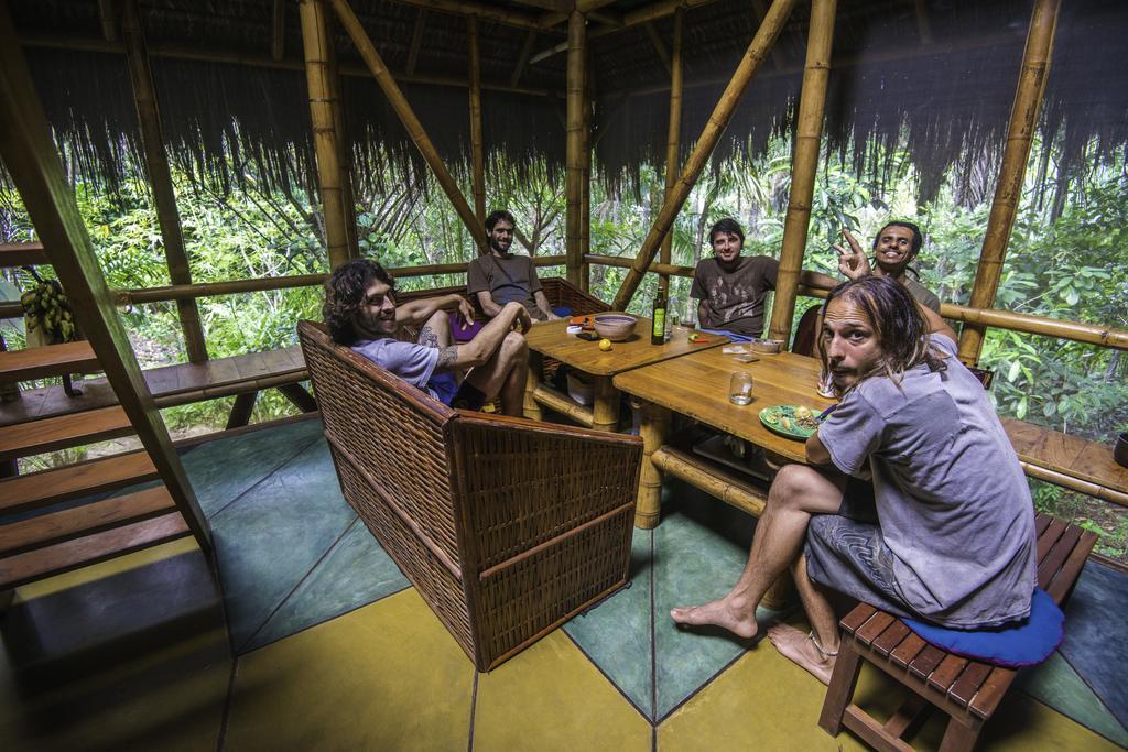 Universo Pol Bamboo Hostel Morro de São Paulo Exteriör bild